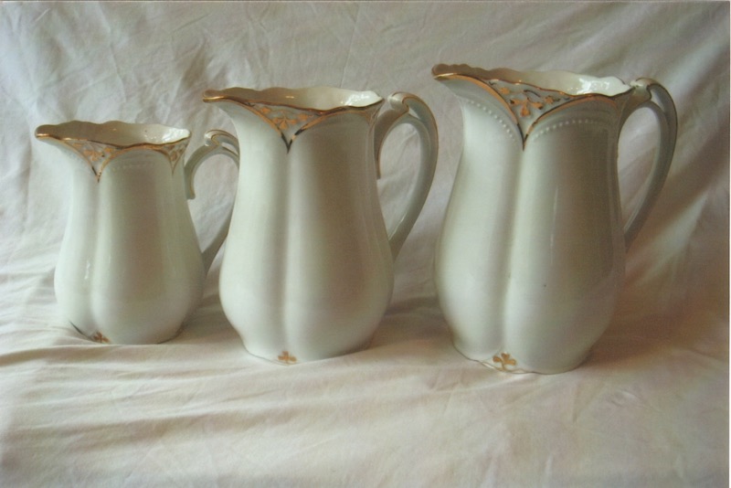 Three matching jugs of different sizes from the Thomas and Jessie (nee Oliver) Bradley estate