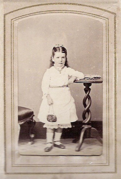 04. Daughter of David and Christina (nee Higgie) Scott. Possibly is Jessie Florence Scott 1870-1932. Or, sisters Emily, Mabel, or Annie.