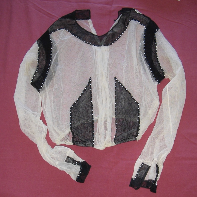 Womens' blouse