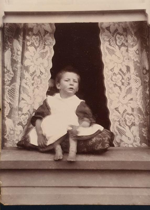 Tom Errol Llewellyn Shute as a child eighteen months old in 1898