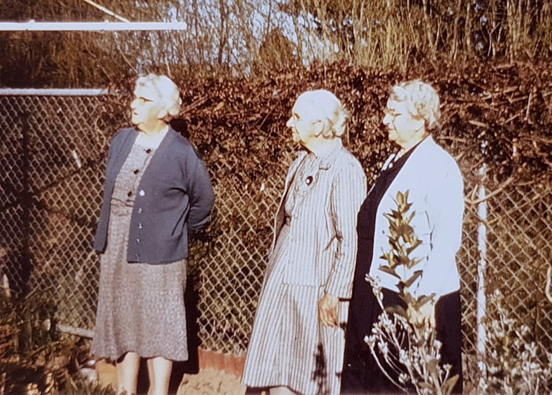 Shute sisters Gwen Corkill, Ness Oliver and Lena Milne at Gwen's flat in February 1966