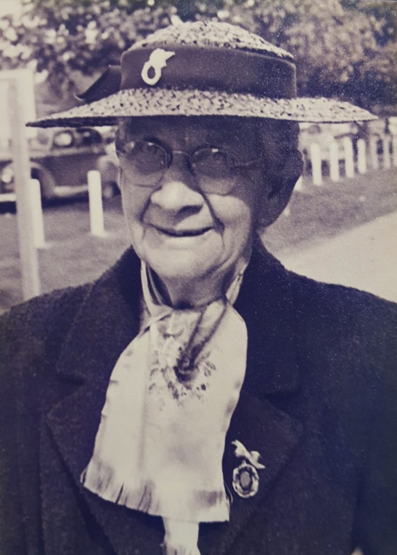 Ness Oliver (nee Shute) 1885-1966